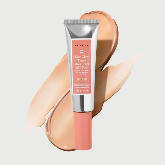 dew-glow-tinted-moisturizer-spf-50-l1 dewglow-tinted_1871-crop_bonebg.webp