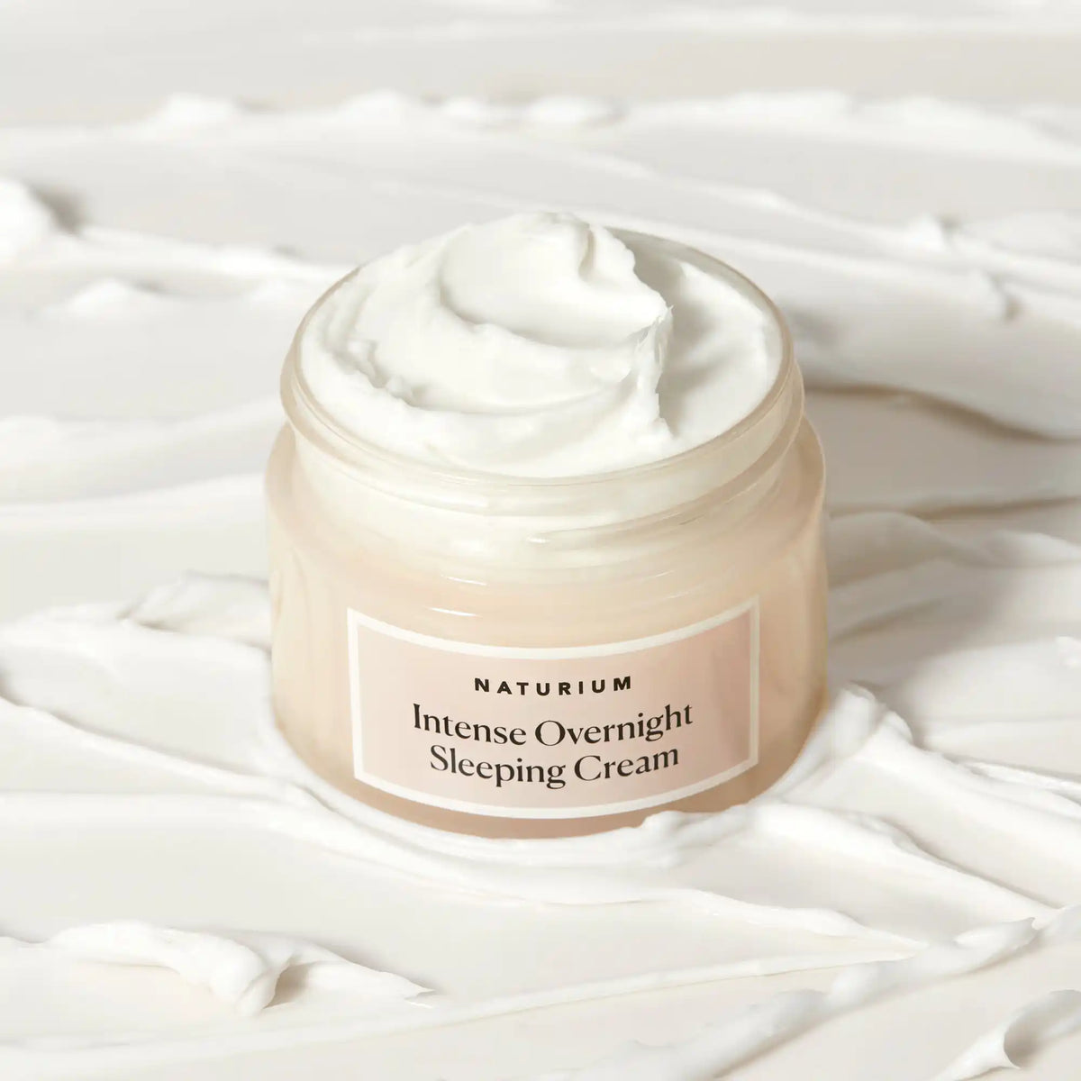 intense-overnight-sleeping-cream-q7 sleepingcream_0880-crop_1.webp
